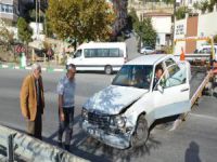 Eşref Kolçak otomobiliyle kaza yaptı!