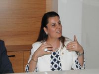 "Ayetle biz dalga geçseydik evimizi taşlarlardı değil mi?"