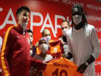 Galatasaray'lı Gomis'ten Lösemili Çocuklara Süpriz