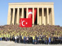 Fenerbahçeliler Anıtkabir'de!
