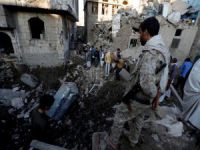 Suudi Arabistan Yemen’i vurdu