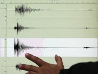 Endonezya'da 6,4 büyüklüğünde deprem!