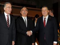 TBMM Başkanı Yılmaz medyaya yapılan operasyon sorusuna teşekkür etti