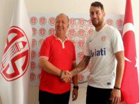 Antalyaspor, Ozan İpek’le 16’ncı imzayı attırmış oldu