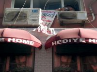 Kadın cinayetlerini protesto için pankart açan kadınlar göz altına alındı