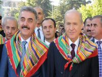 Türkeş: 'Devlet Bey'in arkasında kareye girmek yerine..'