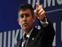 'Sarayları bir gün başlarına çökecek'