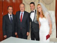 CHP Sözcüsü Haluk Koç, nikah şahitliği yaptı