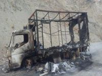 PKK’lılar karakola gıda taşıyan aracı yaktı