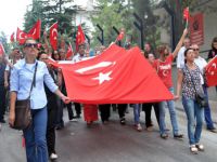 Kadınlar, askerlik başvurusunda bulundu