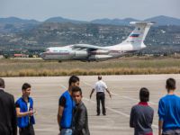 Rus uçağı İran üzerinden Suriye’ye ulaştı