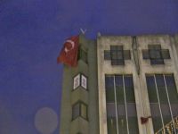 Bursa'da HDP il binasına bayrak astılar