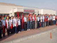 Sağlıkçılar şehitlere dua ederek mesaiye başladı