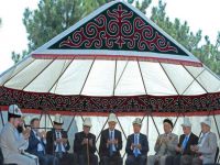 Eski Komunist Partisi lideri son yolculuğuna uğurlandı