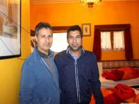 Belçikalı otel sahibi 6 odasını mültecilere açtı