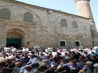 Bursa'da şehitlere dua