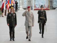 NATO komutanları için karşılama töreni