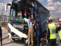 Bursa'dan yola çıkan yolcu otobüsü kaza yaptı!