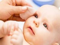 Bebeklerde göz sulanmasını önemseyin