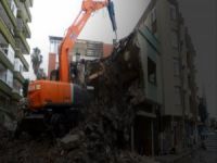 Bursa'da o apartman yıkılıyor!