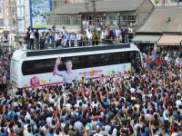 "Saray sıkıştı, bunlara 'protesto edin' dedi"