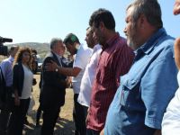 Bakan şehit ailesini ziyaret etti