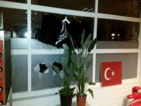 Hollanda'da Türk derneklerine saldırı