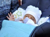 Yaralı Suriye askeri, çıkış için izin bekliyor