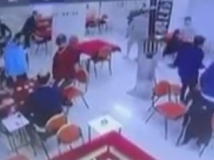 Bursa'da depreme okey oynarken yakalandılar