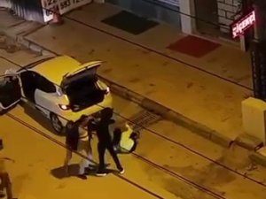 Bursa’da tartıştığı kadını yerde sürükledi: O anlar kamerada