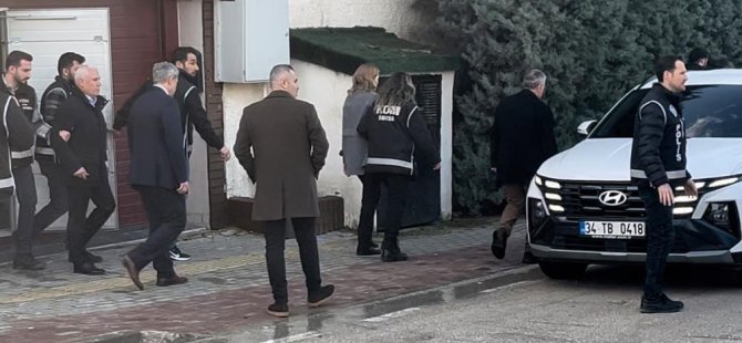 Bursa Büyükşehir Belediye Başkanı Bozbey gözaltına alındı