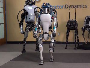 Boston Dynamics'in Robotu Atlas!