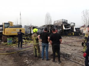 6 otobüs alev alev yandı